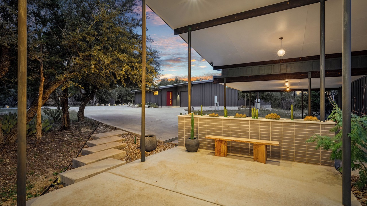 Photo of Patio Balcony in Dripping Springs