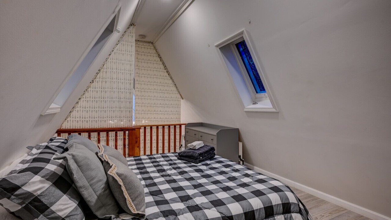 Photo of Bedroom in Center Conway