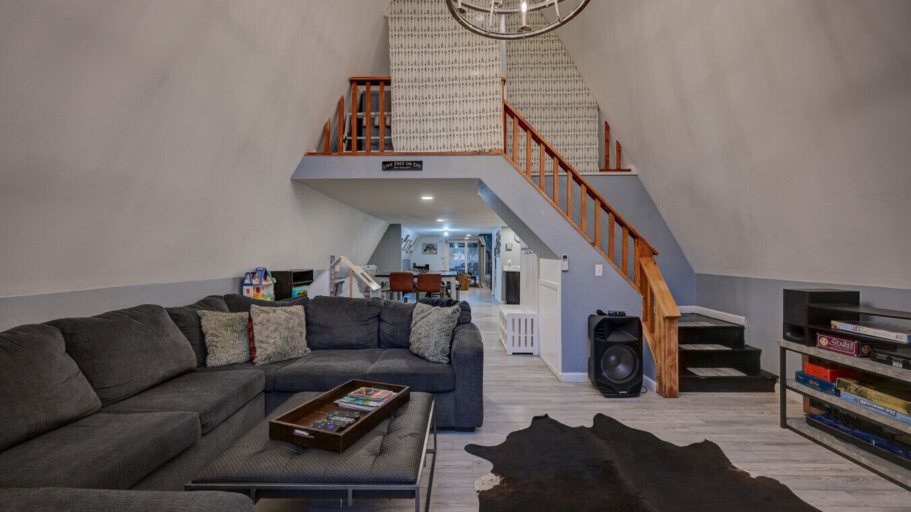 Photo of Others in Center Conway