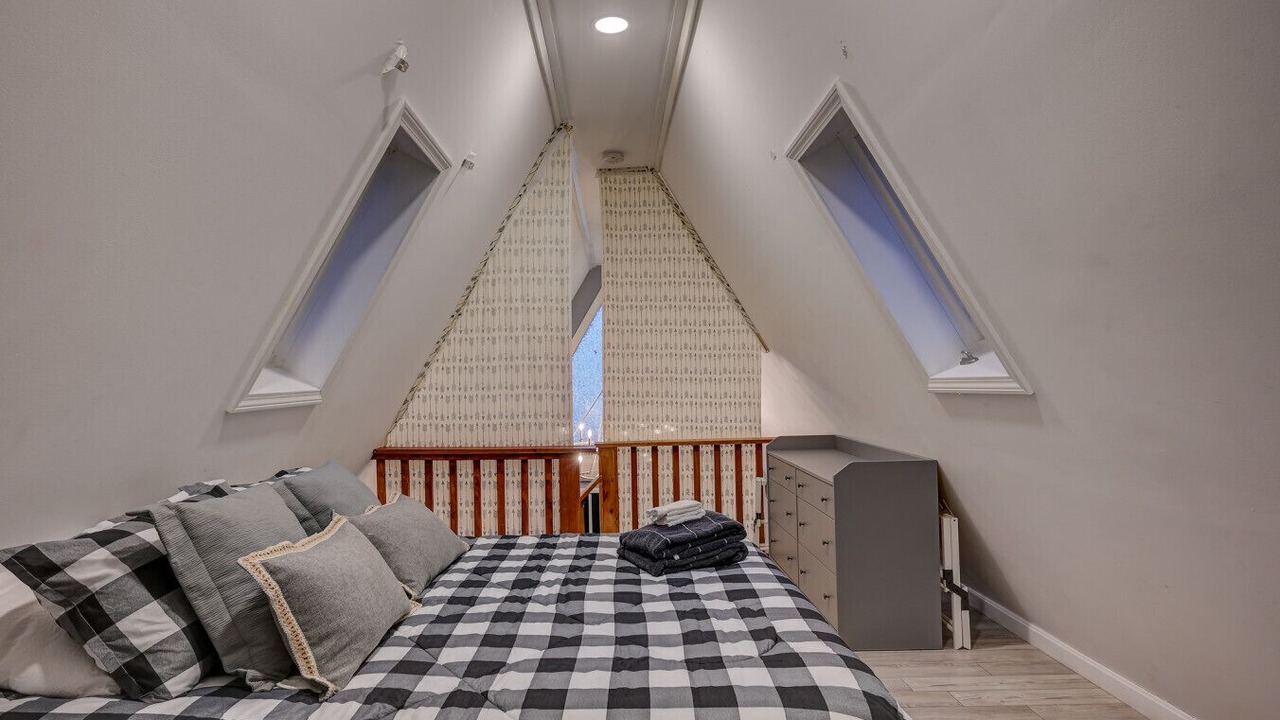 Photo of Bedroom in Center Conway