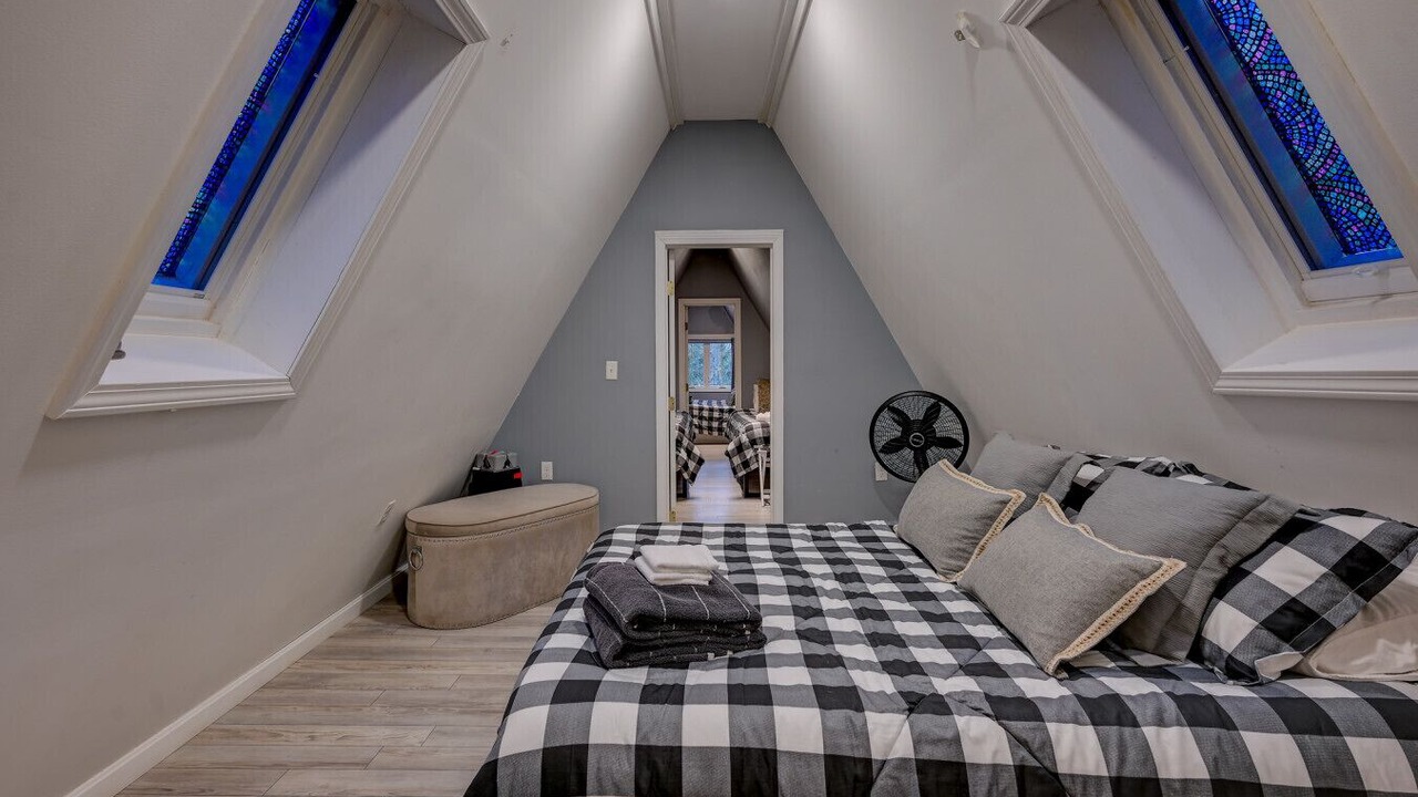 Photo of Bedroom in Center Conway