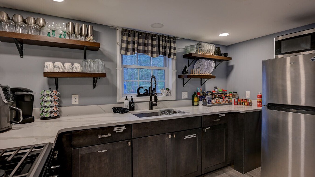 Photo of Kitchen in Center Conway