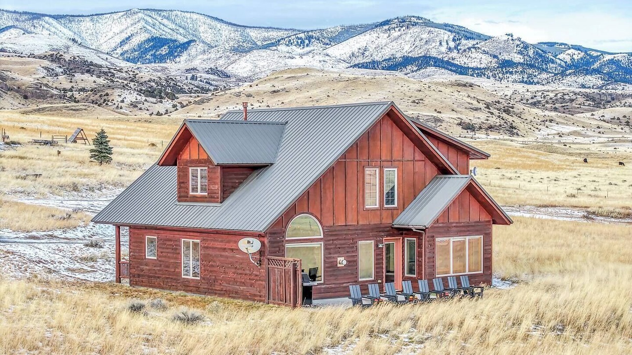 Photo of Outdoor in Emigrant