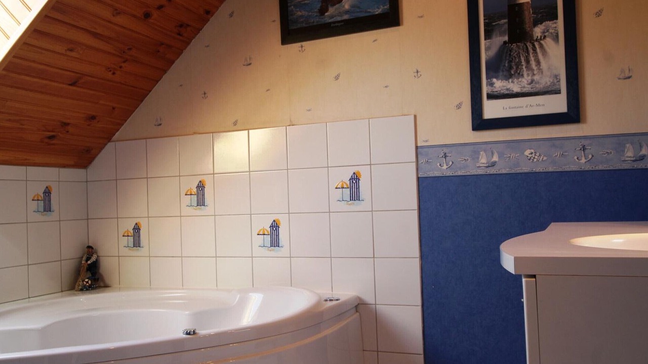 Photo of Bathroom in Grosville