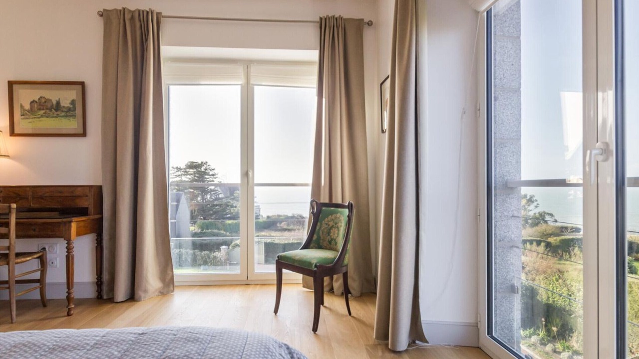 Photo of Bedroom in Carolles