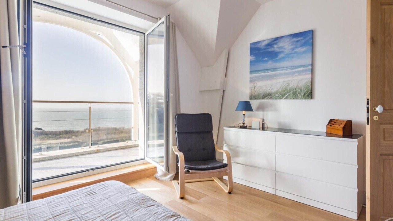 Photo of Bedroom in Carolles
