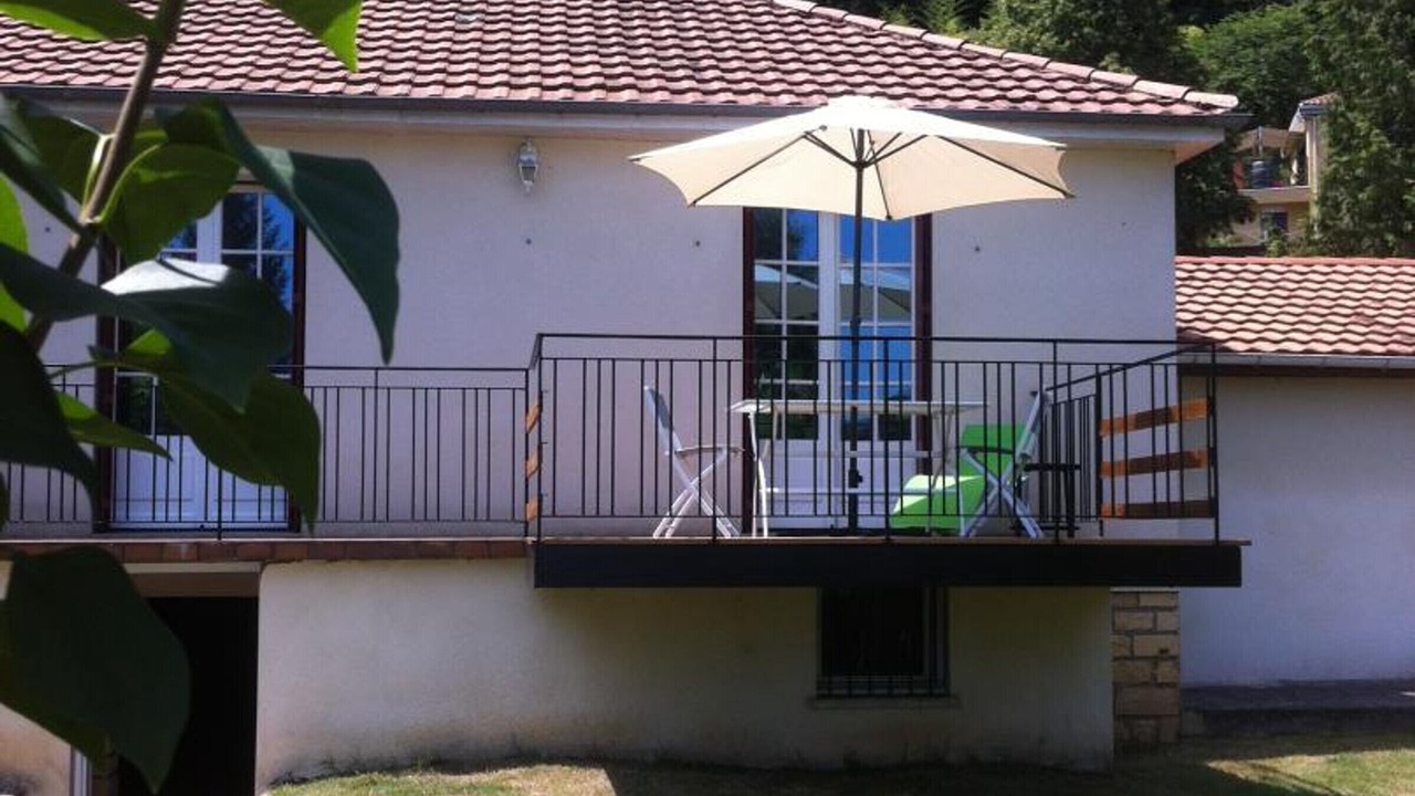 Photo of Patio Balcony in Mauzac-et-Grand-Castang