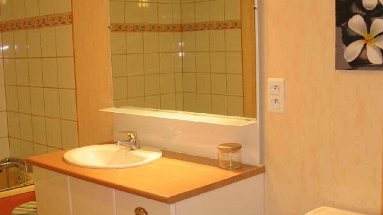 Photo of Bathroom in Chalandrey