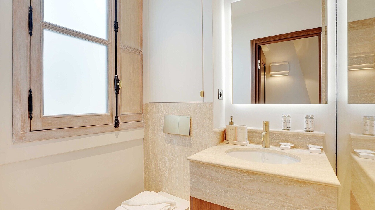 Photo of Bathroom in Gaillon