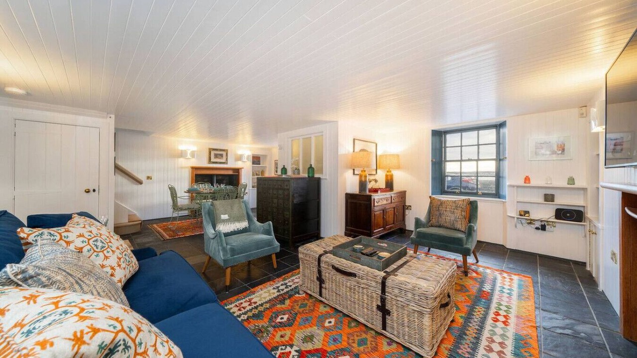 Photo of Livingroom in Broughty Ferry