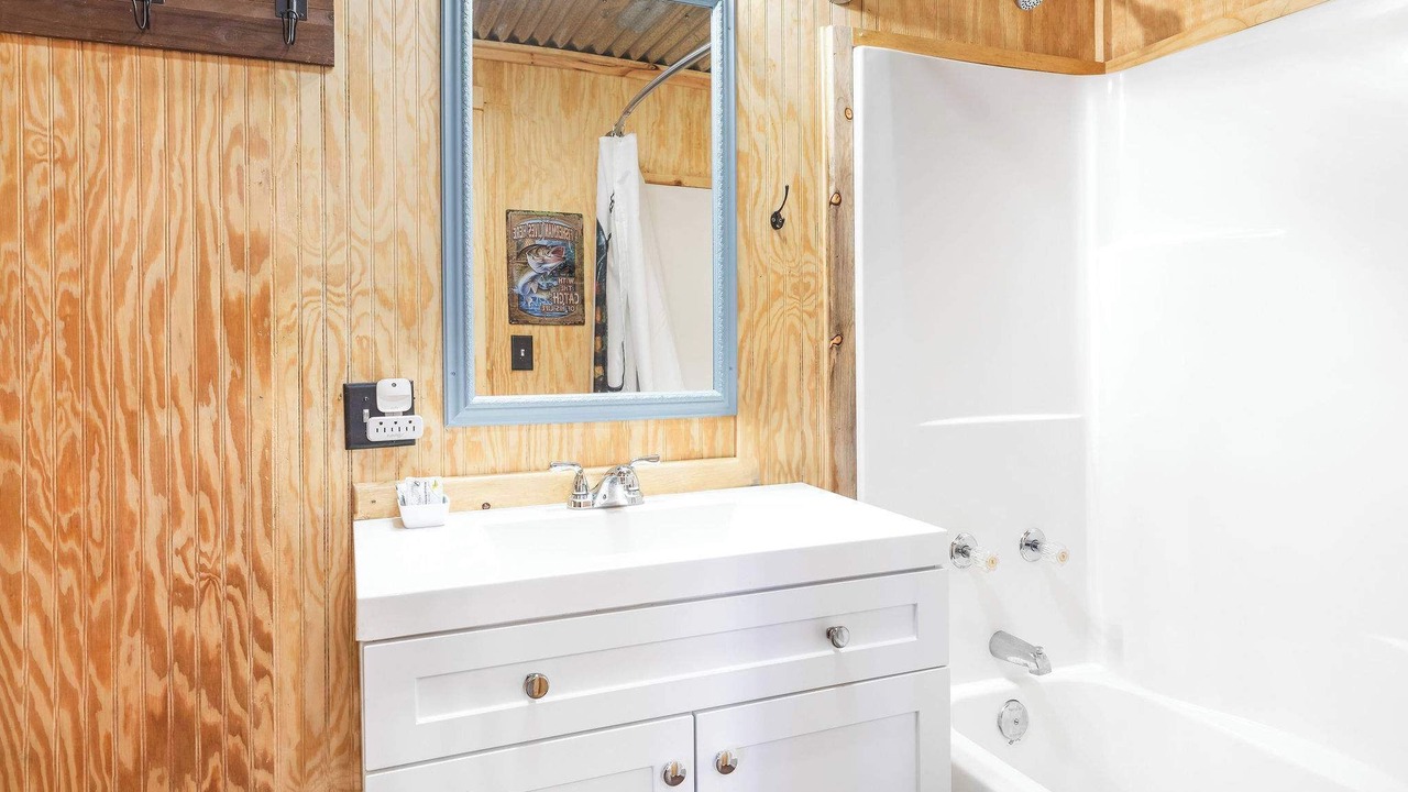 Photo of Bathroom in Rockaway Beach