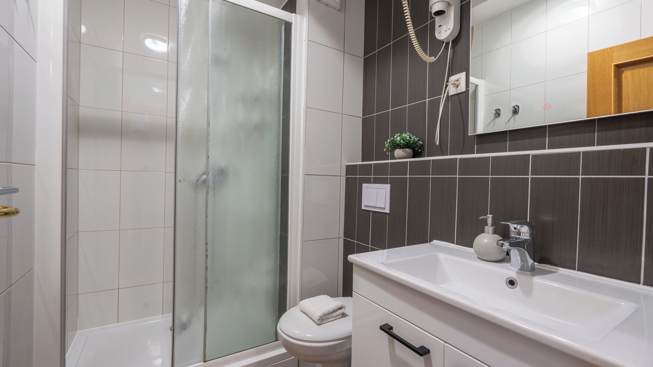 Photo of Bathroom in Ratac