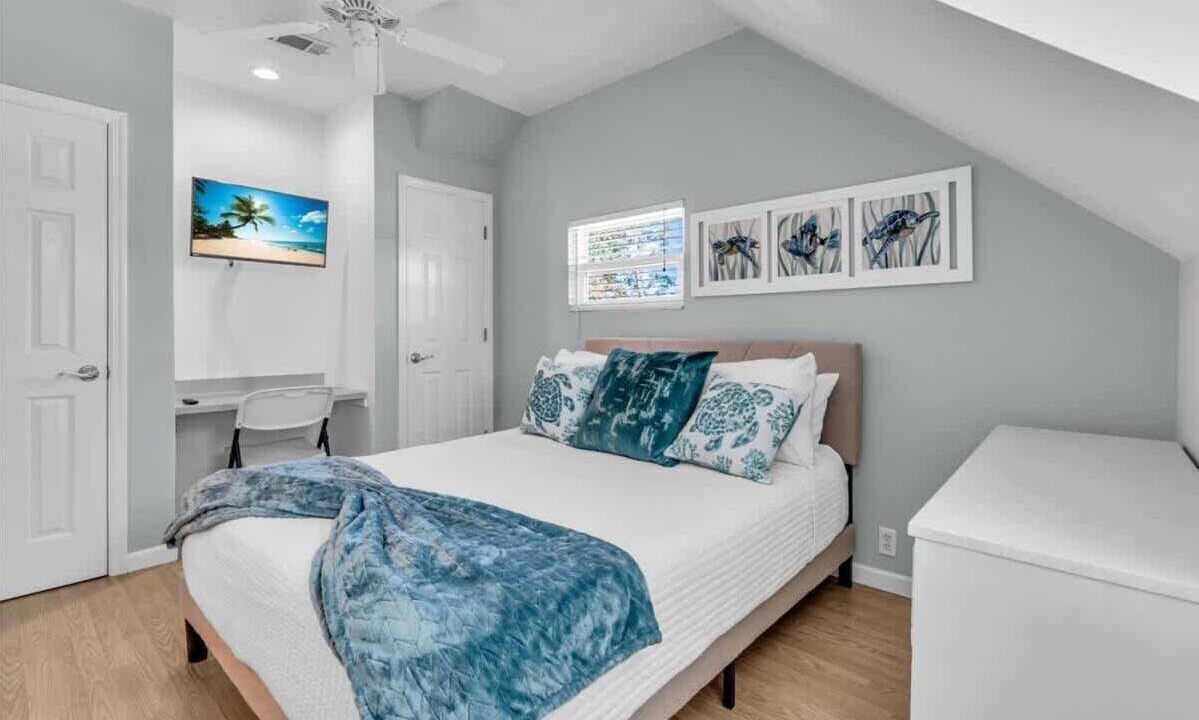 Photo of Others in Indian Beach Sapphire Shores