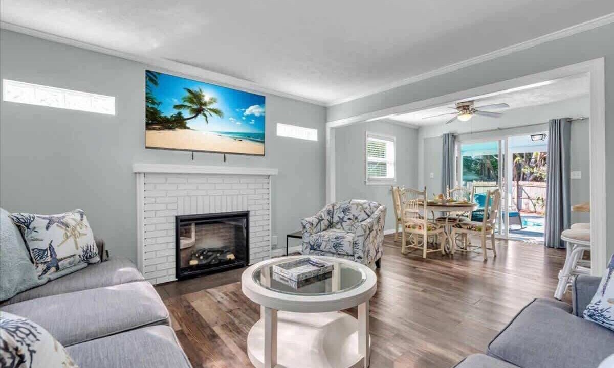 Photo of Bedroom in Indian Beach Sapphire Shores