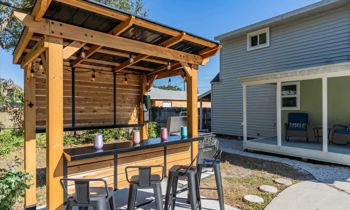 Photo of Patio Balcony in Indian Beach Sapphire Shores