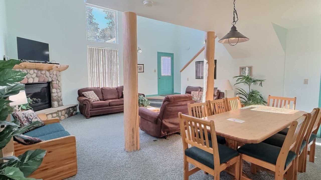 Photo of Livingroom in Leadville