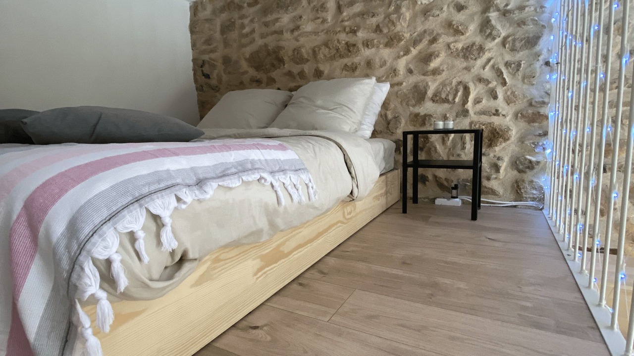 Photo of Bedroom in Mornas
