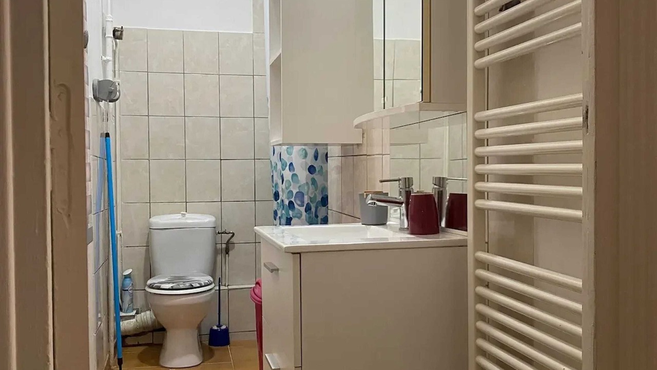 Photo of Bathroom in Lezignan-Corbieres
