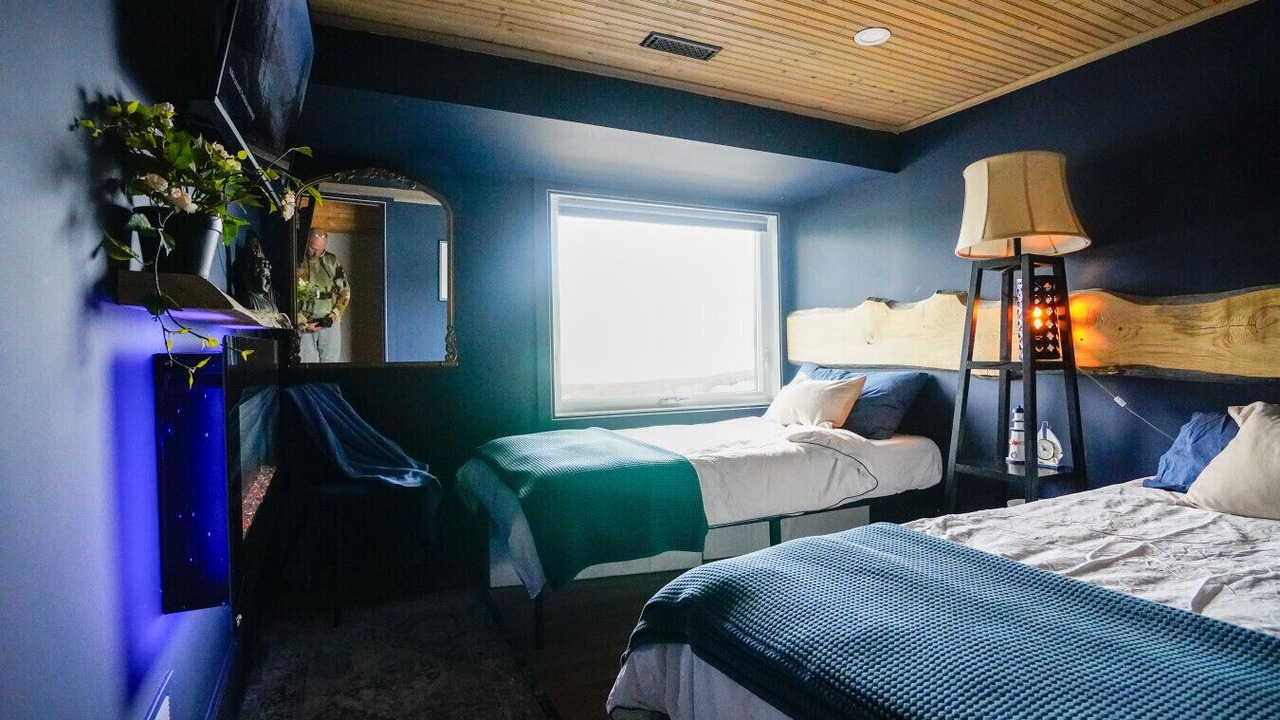 Photo of Bedroom in Gravenhurst