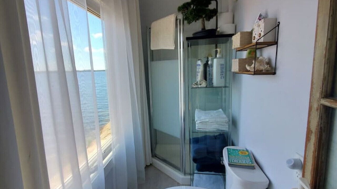 Photo of Bathroom in Gravenhurst