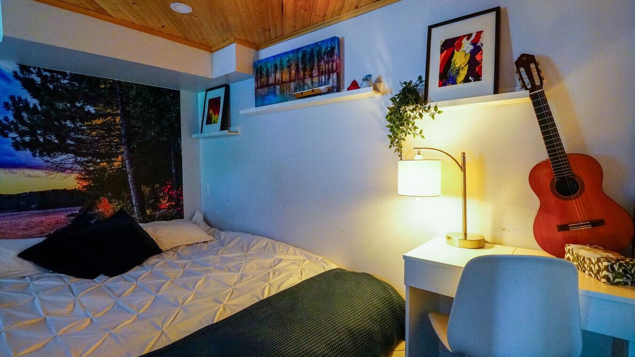 Photo of Bedroom in Gravenhurst