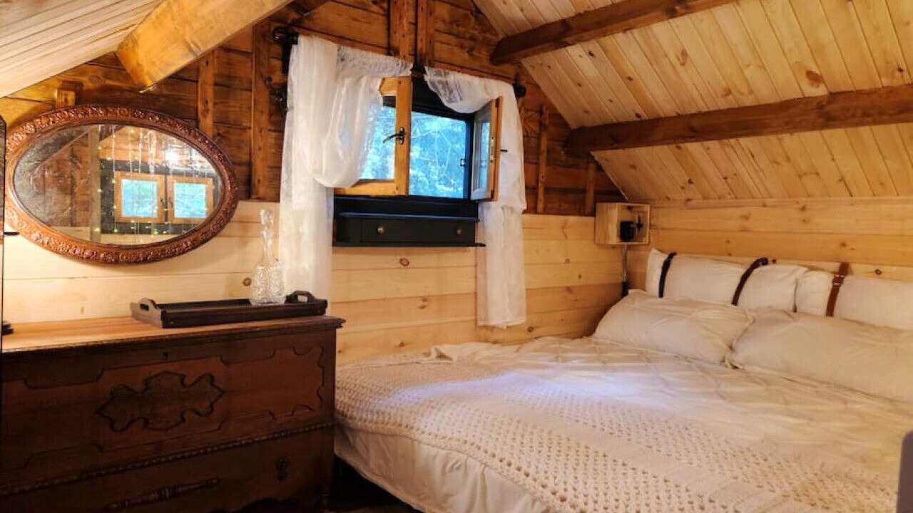 Photo of Bedroom in Bracebridge