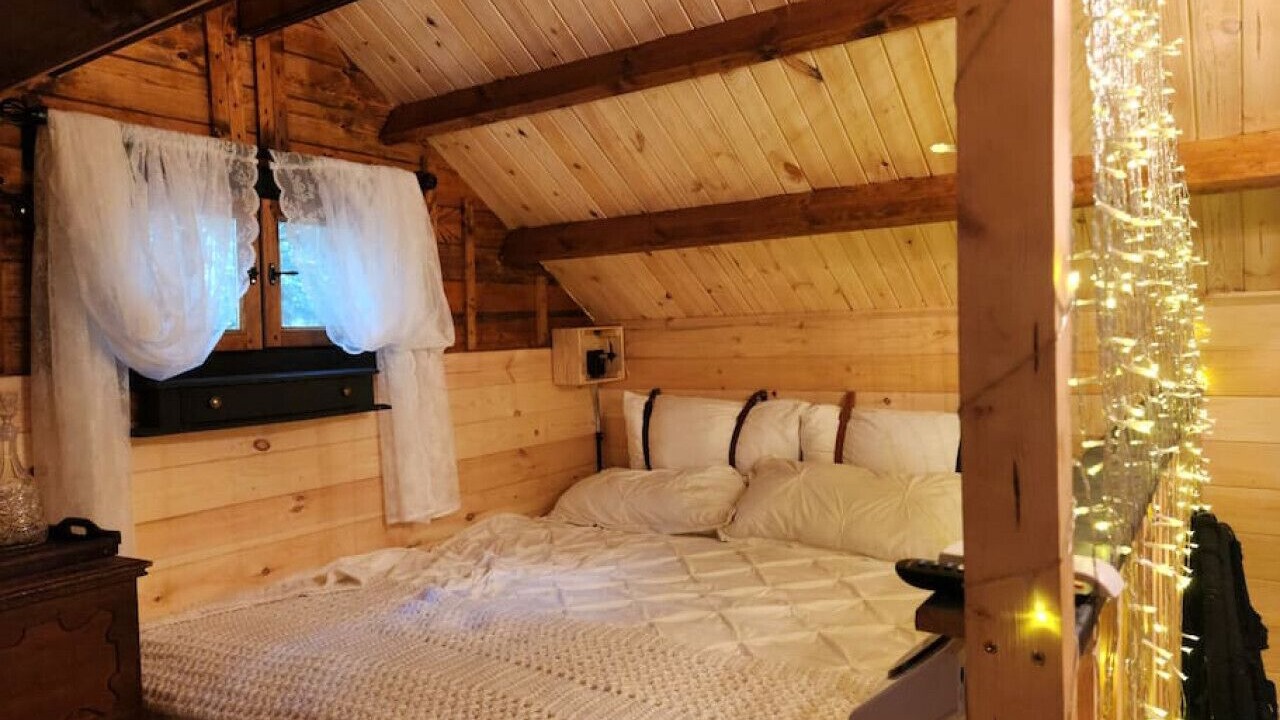 Photo of Bedroom in Bracebridge