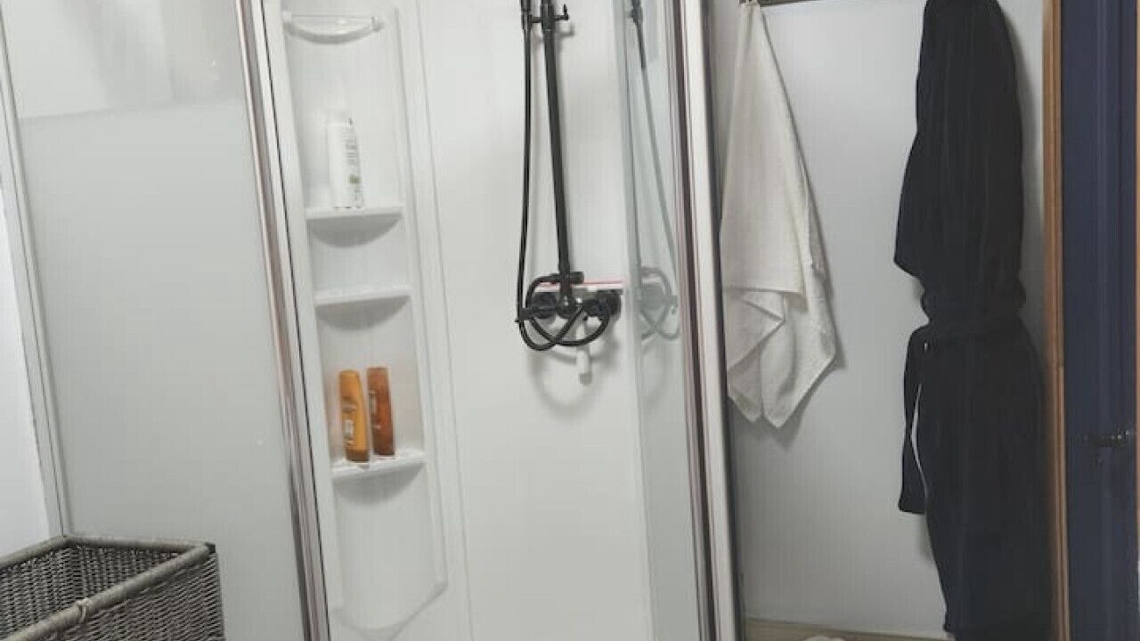 Photo of Bathroom in Gravenhurst