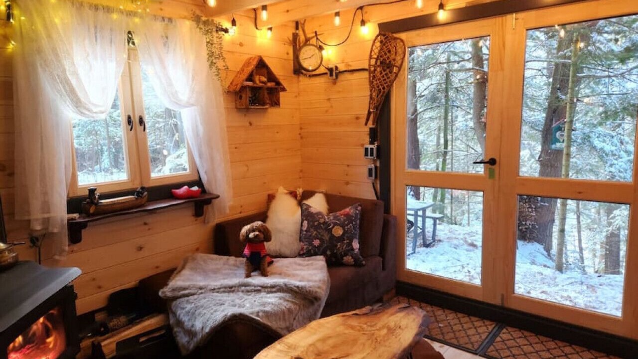 Photo of Livingroom in Bracebridge
