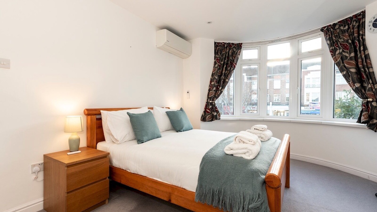 Photo of Bedroom in Tolworth