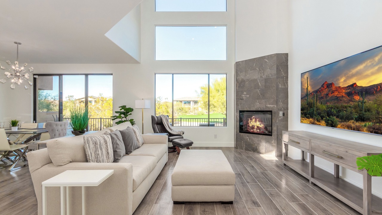 Photo of Livingroom in Troon North