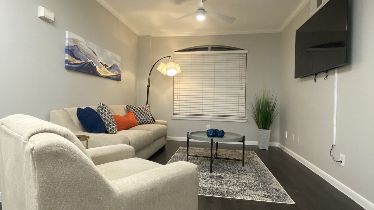 Photo of Livingroom in Downtown Dallas