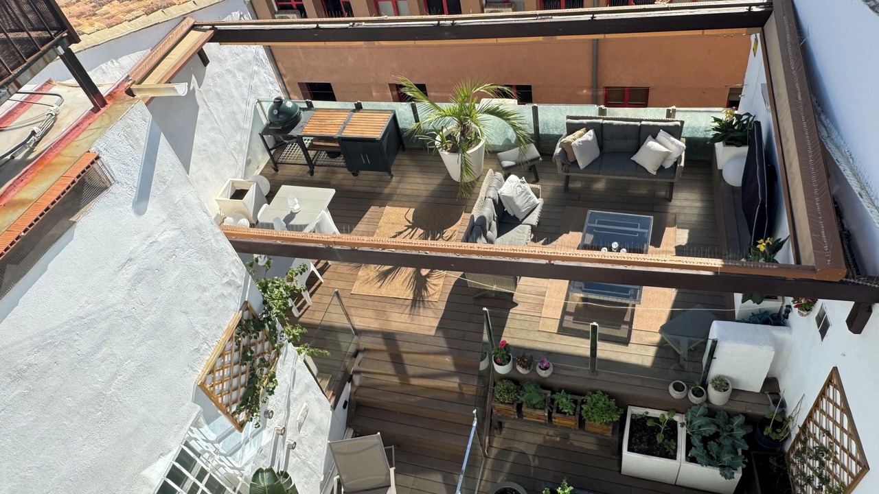 Photo of Outdoor in Trinitat