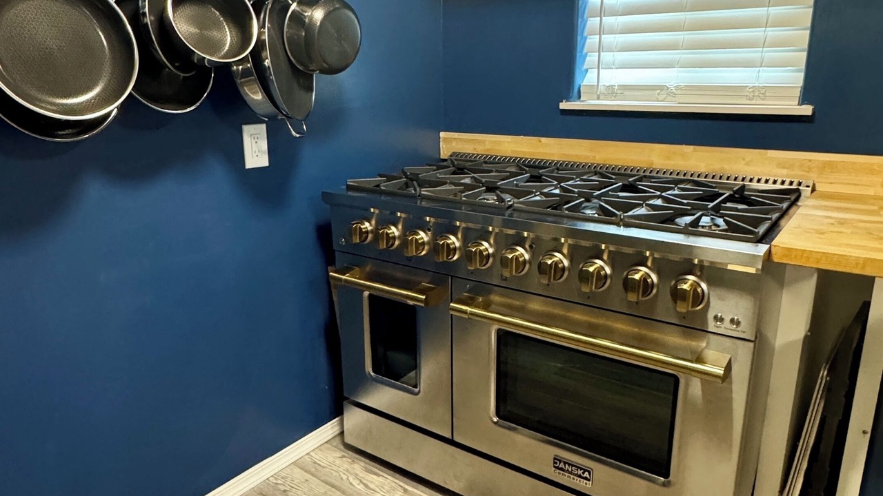 Photo of Kitchen in Loon Lake