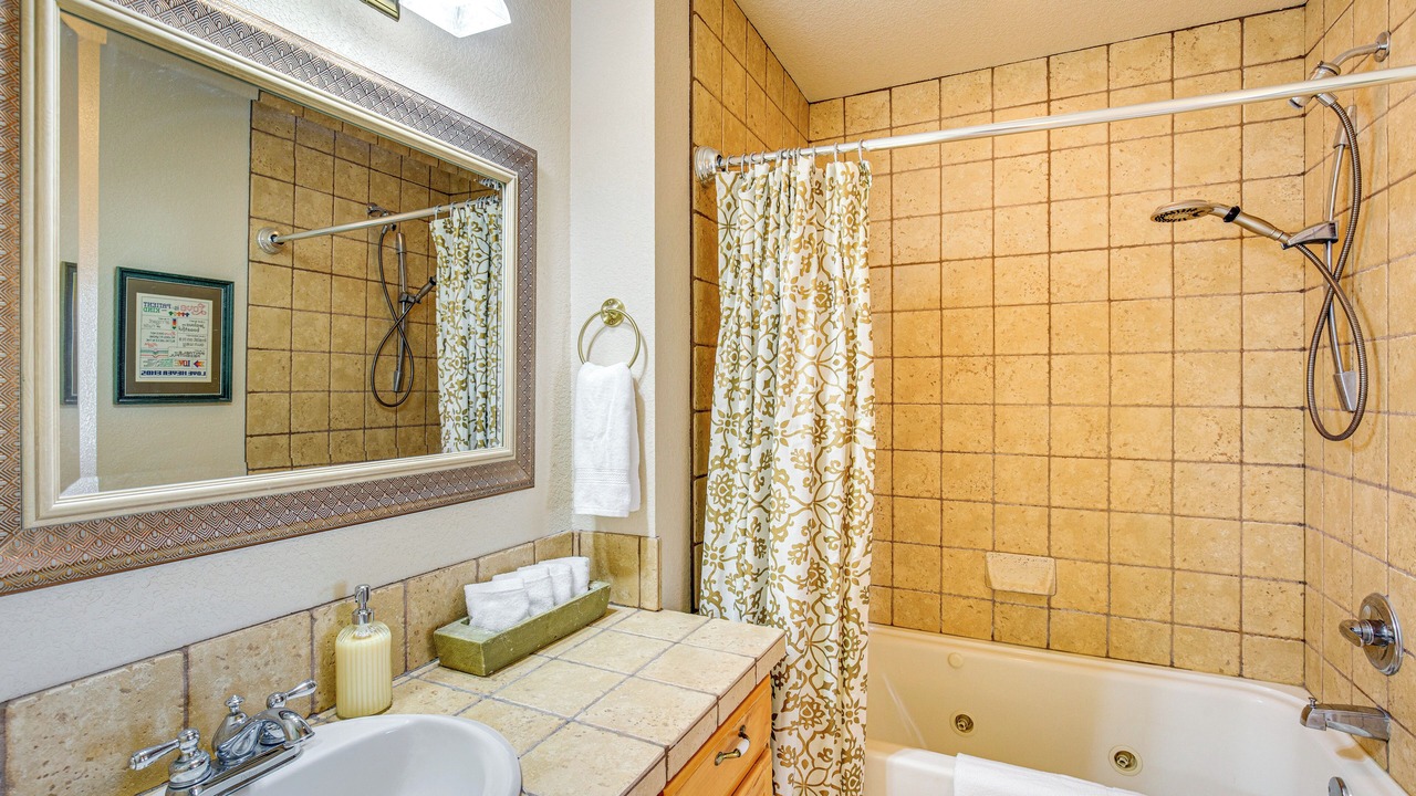 Photo of Bathroom in Nemo
