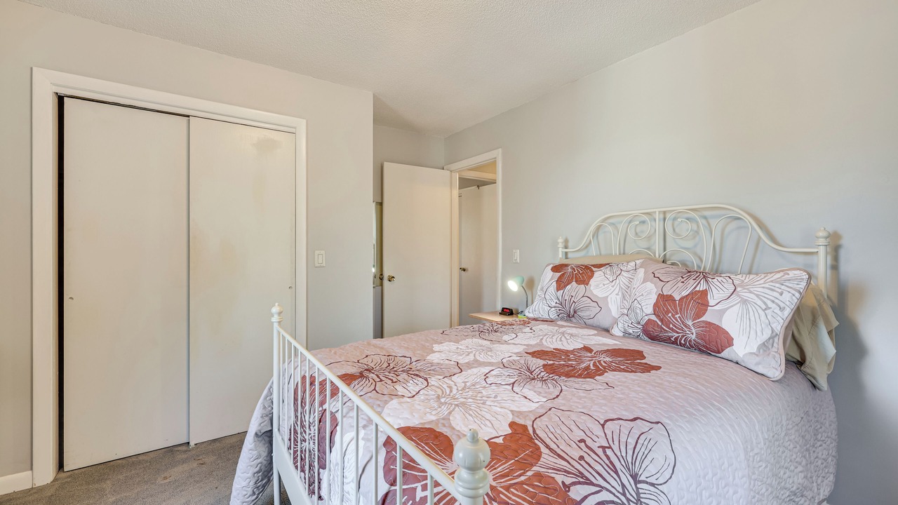 Photo of Bedroom in Naugatuck