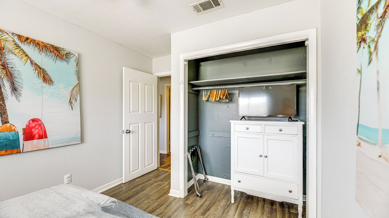 Photo of Bedroom in Bay Area