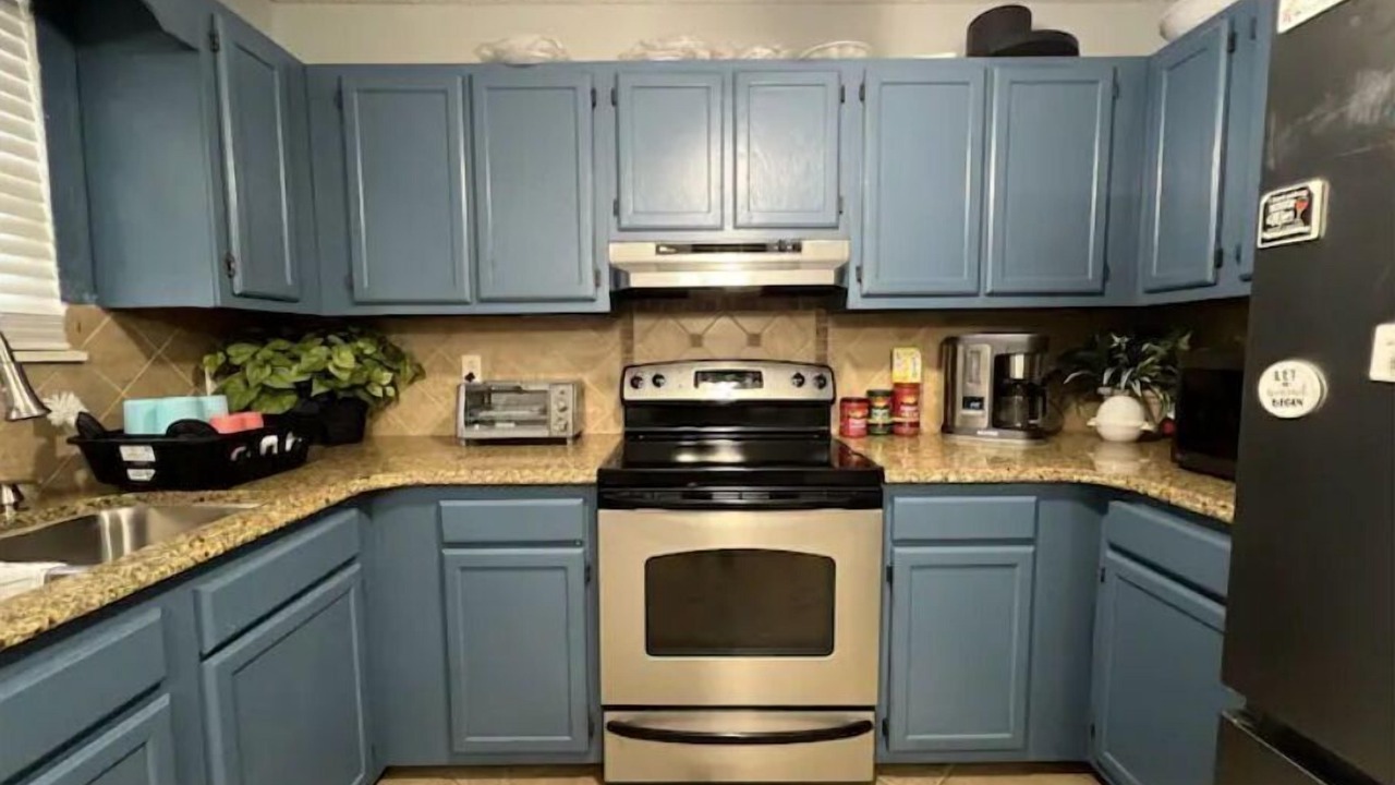 Photo of Kitchen in McCutcheon Field
