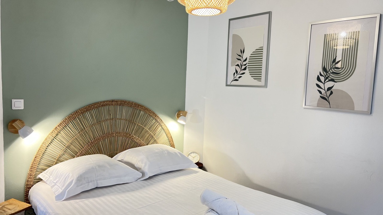 Photo of Bedroom in Port