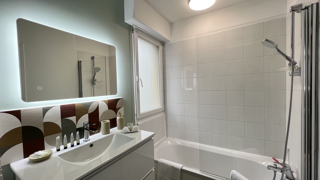 Photo of Bathroom in Port