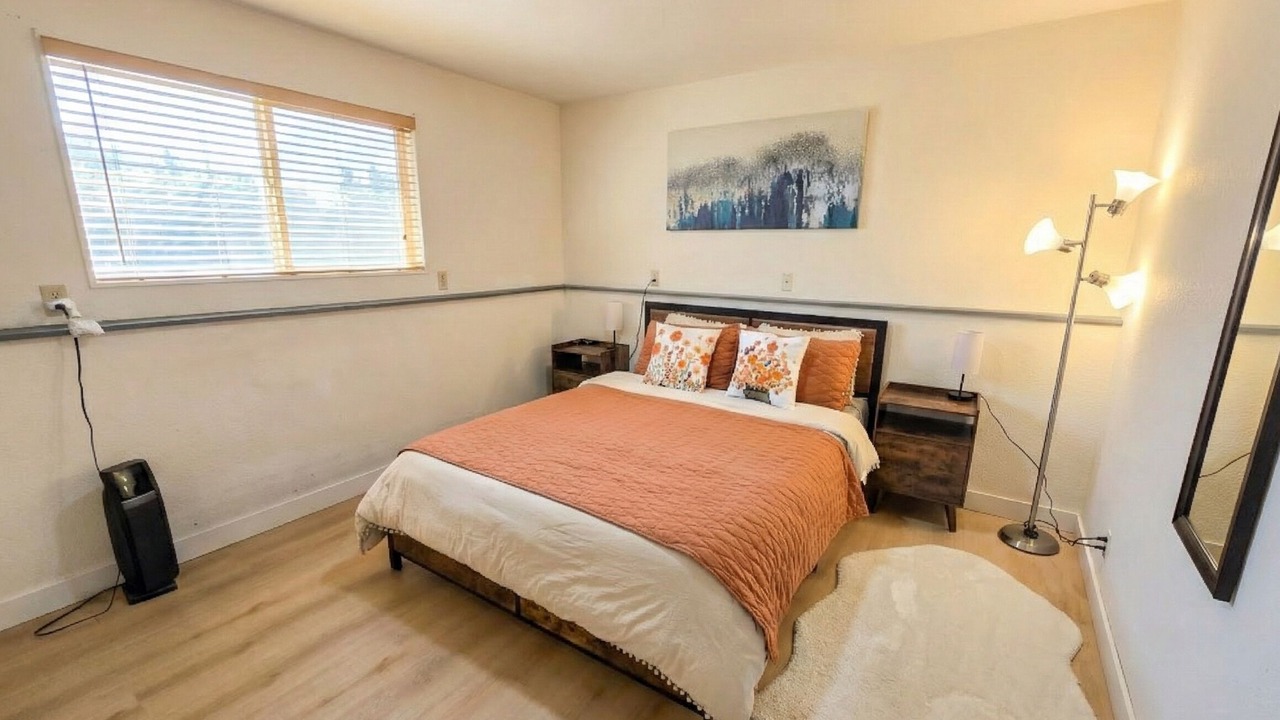Photo of Bedroom in North Juanita