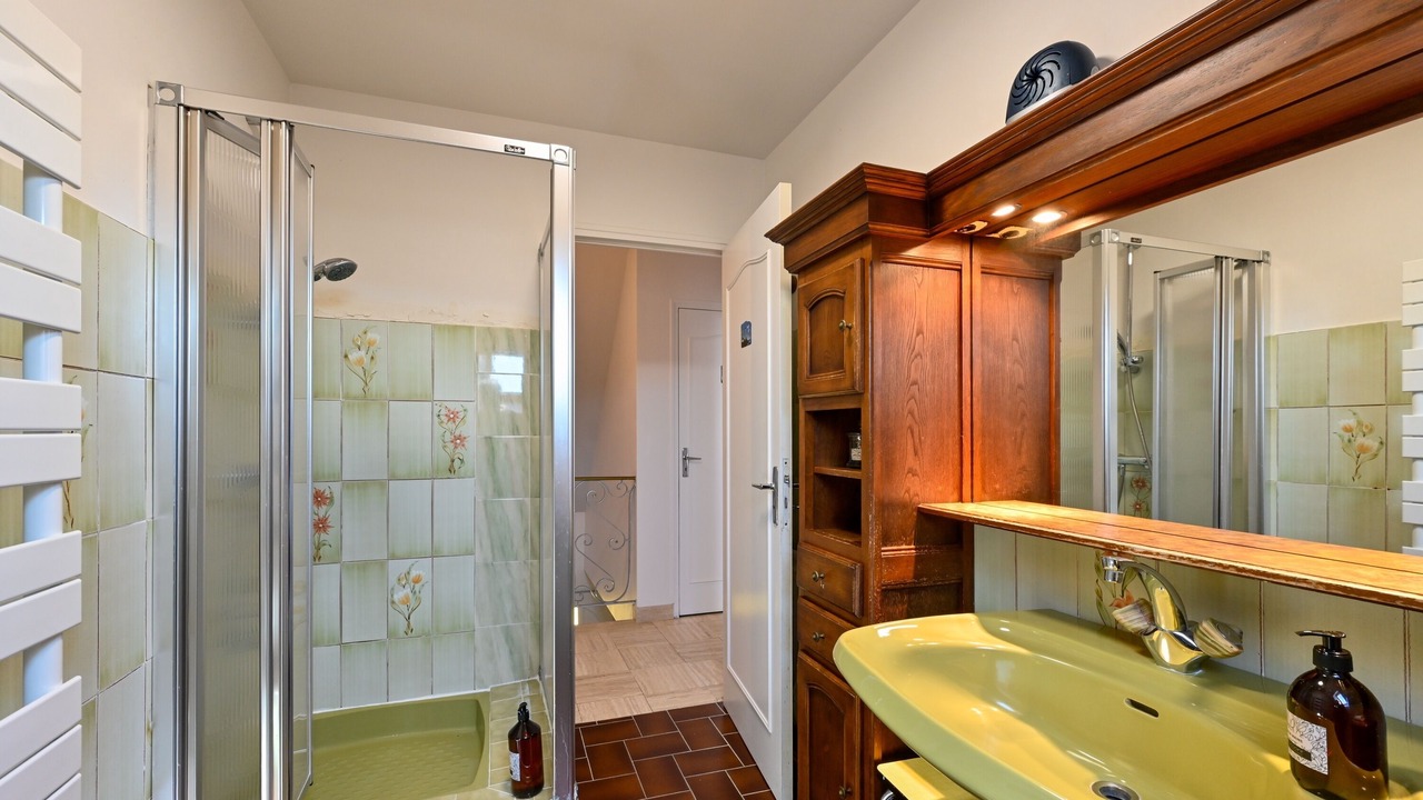 Photo of Bathroom in Crach