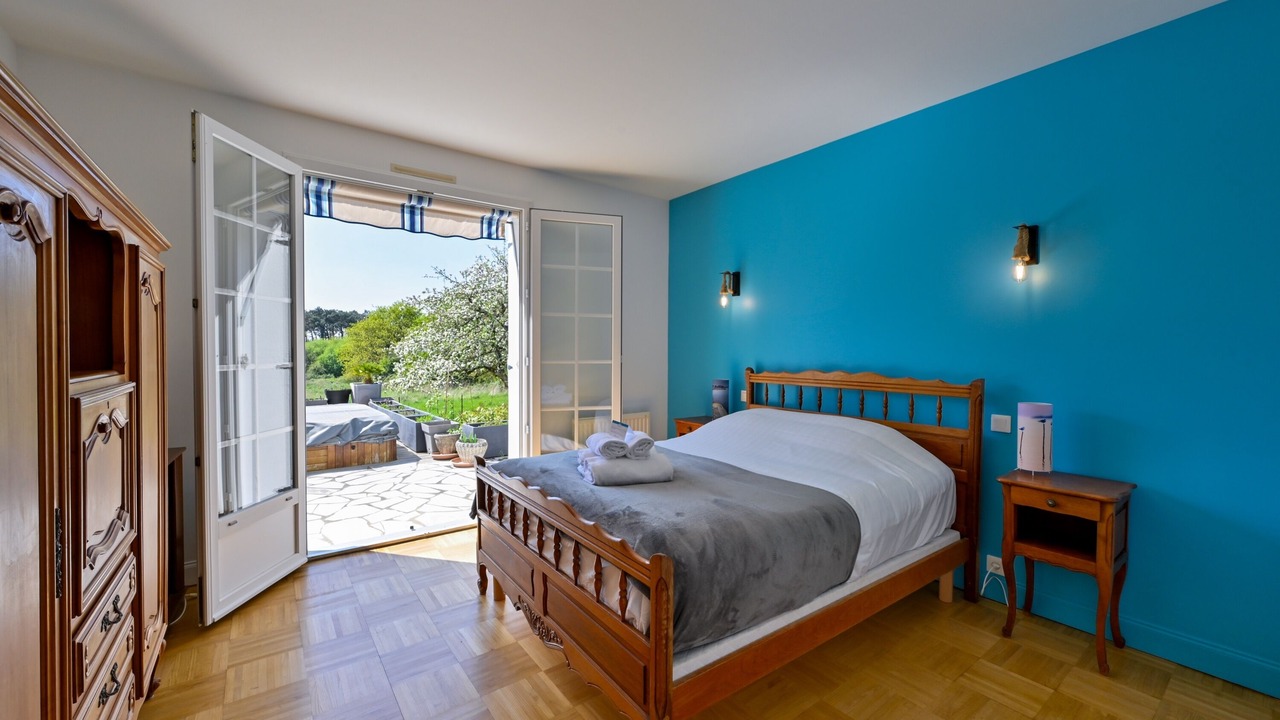 Photo of Bedroom in Crach