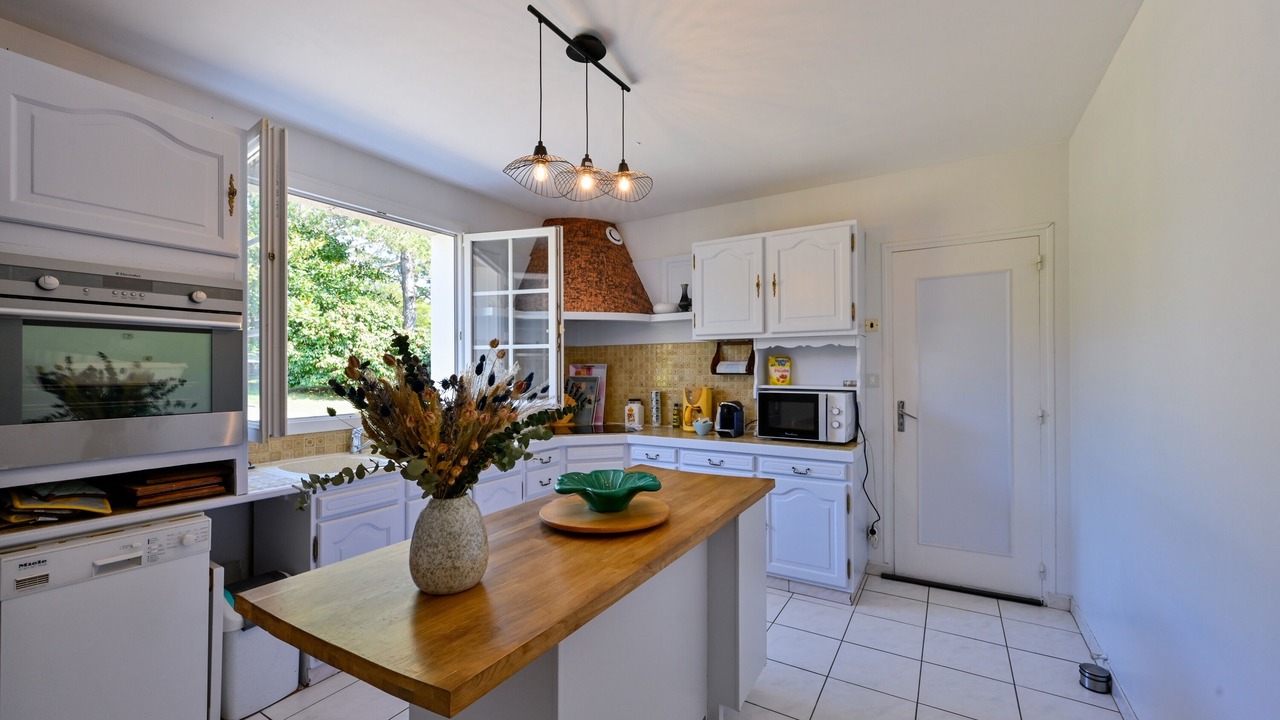 Photo of Kitchen in Crach