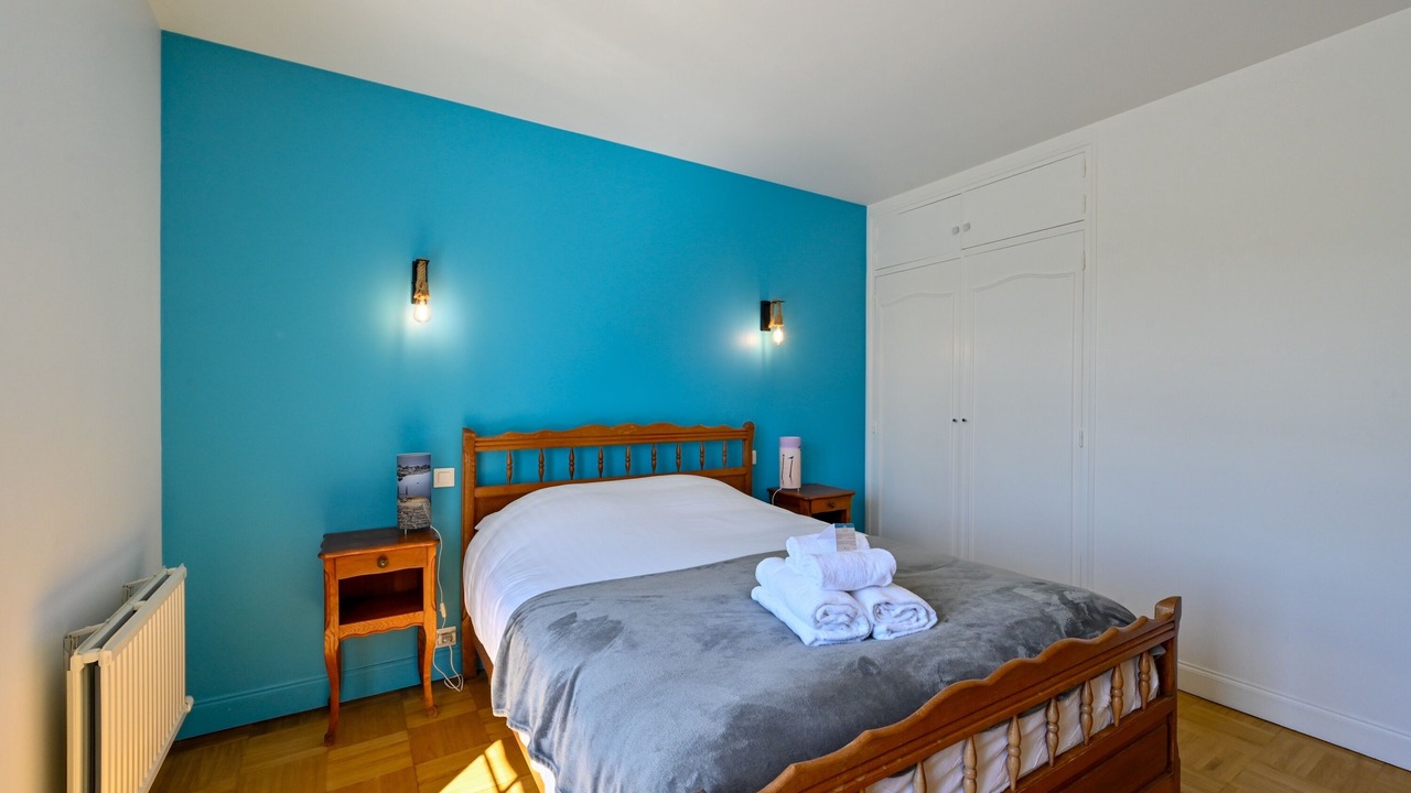 Photo of Bedroom in Crach