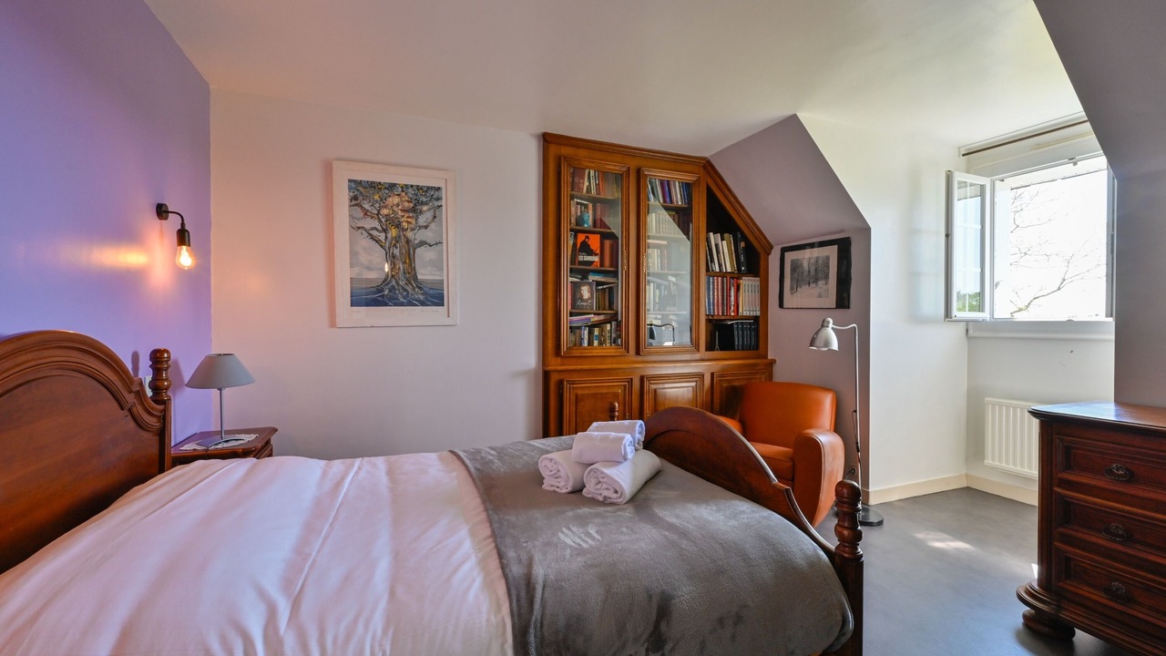 Photo of Bedroom in Crach