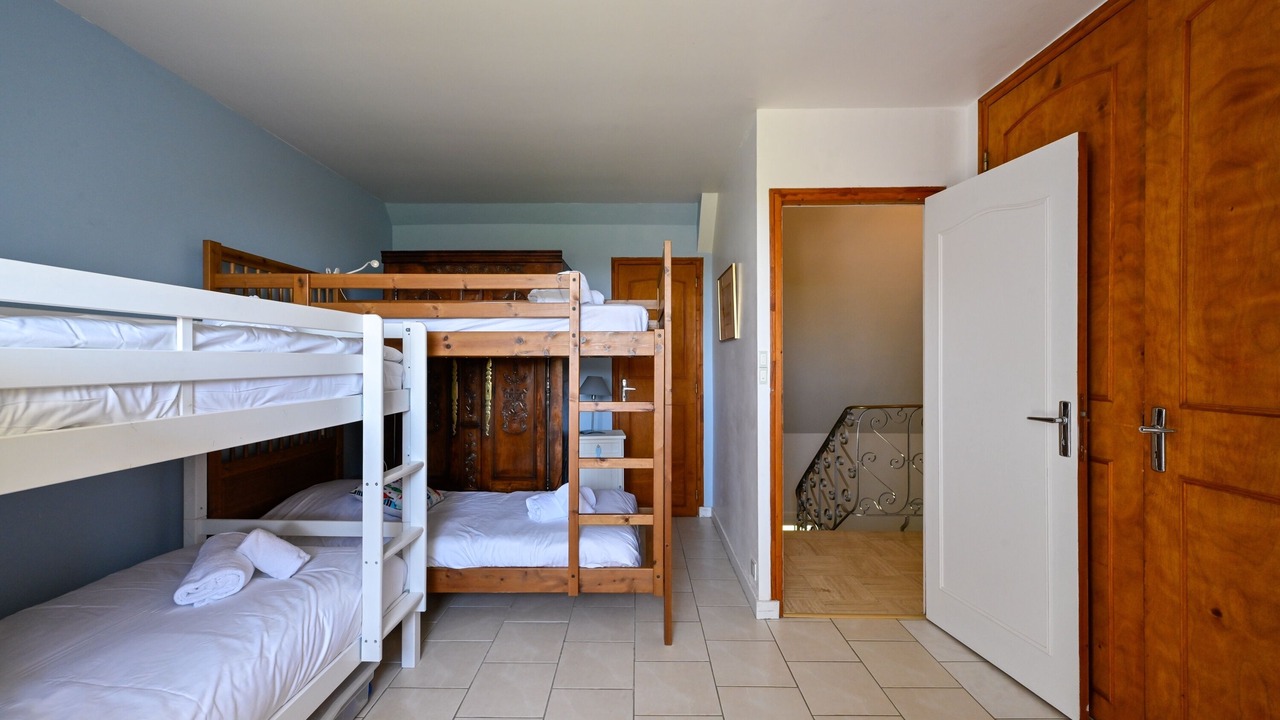 Photo of Bedroom in Crach