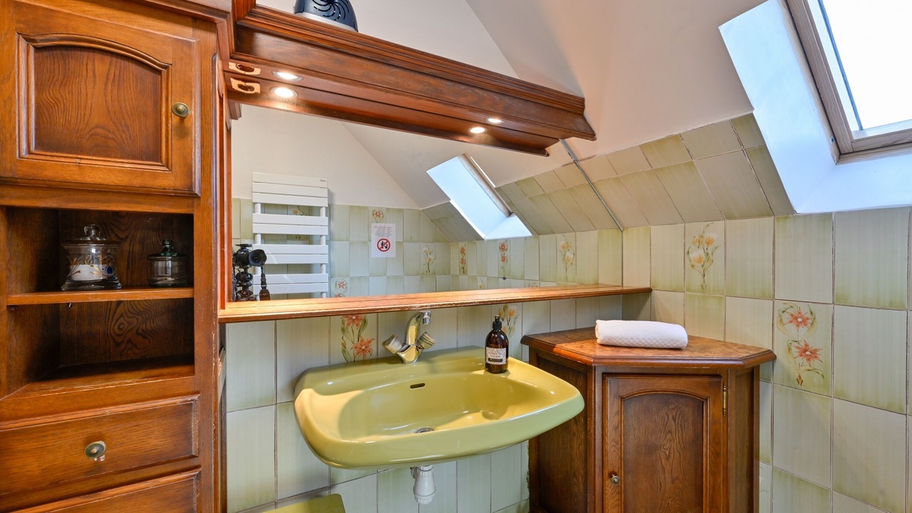 Photo of Bathroom in Crach