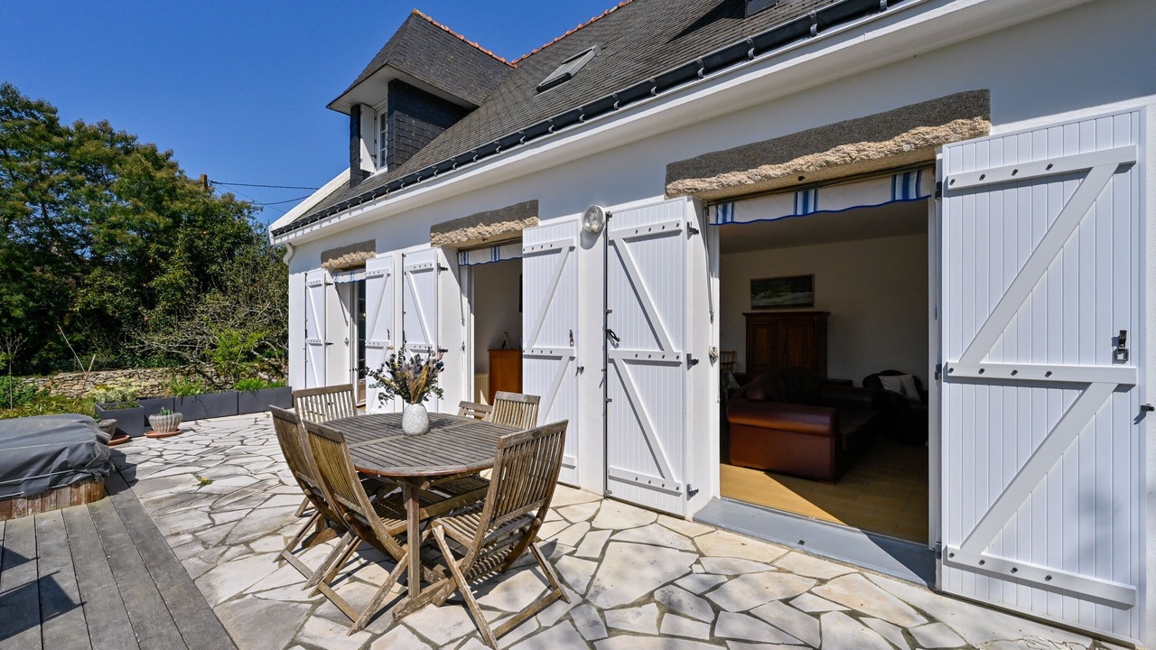 Photo of Outdoor in Crach