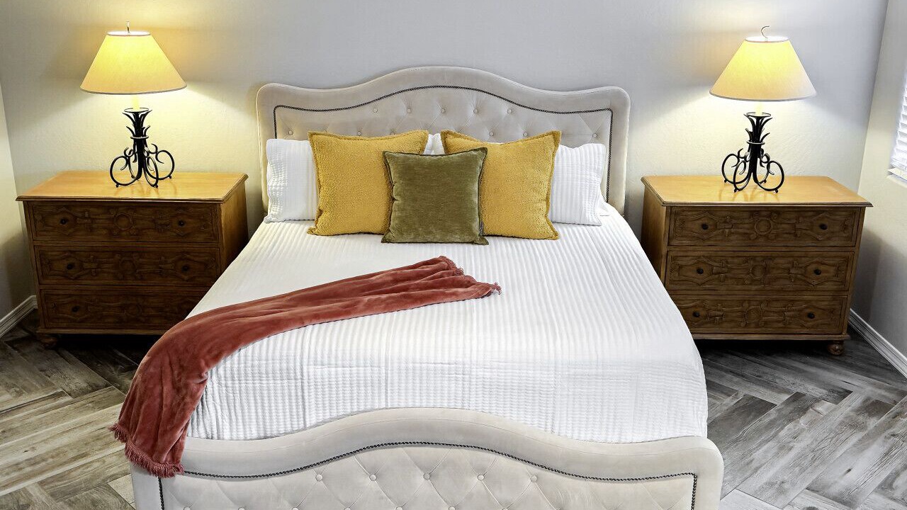 Photo of Bedroom in Montecito in Estrella